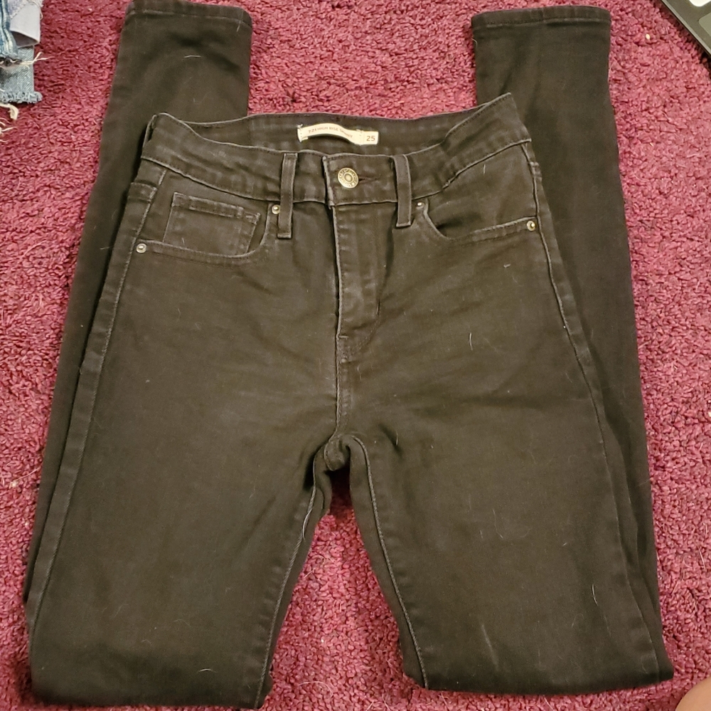 black levis!